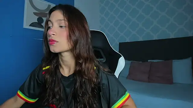 cora 22 online show from 10.01.25