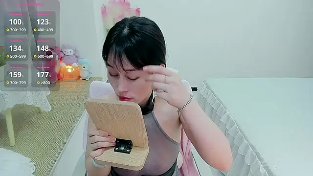Vivian-6 online show from 06.28.26