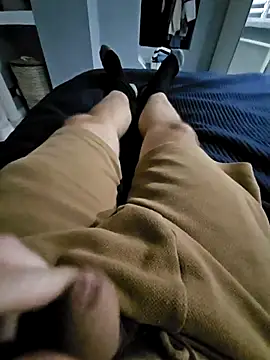 Snapshot of cross10 chatting on 12.21.25 cross10 online show from 12.21.25