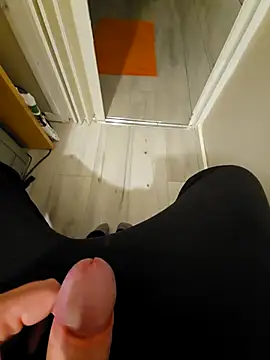 Snapshot of cross10 chatting on 01.07.26 cross10 online show from 01.07.26