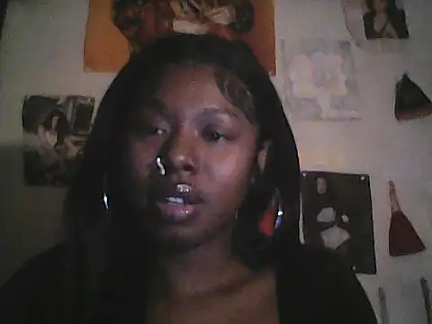 Snapshot of TinyBlazian901 chatting on 03.21.25 TinyBlazian901 online show from 03.21.25