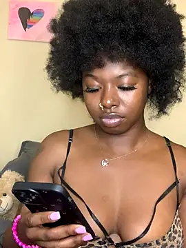 Snapshot of TinyBlazian901 chatting on 09.30.25 TinyBlazian901 online show from 09.30.25