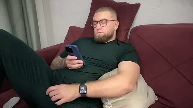 Snapshot of Bear_bear_ chatting on 01.29.25 Bear bear online show from 01.29.25