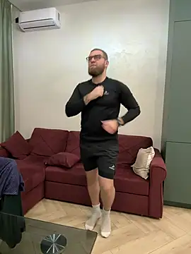 Snapshot of Bear_bear_ chatting on 03.06.25 Bear bear online show from 03.06.25