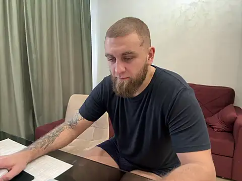 Snapshot of Bear_bear_ chatting on 03.19.25 Bear bear online show from 03.19.25