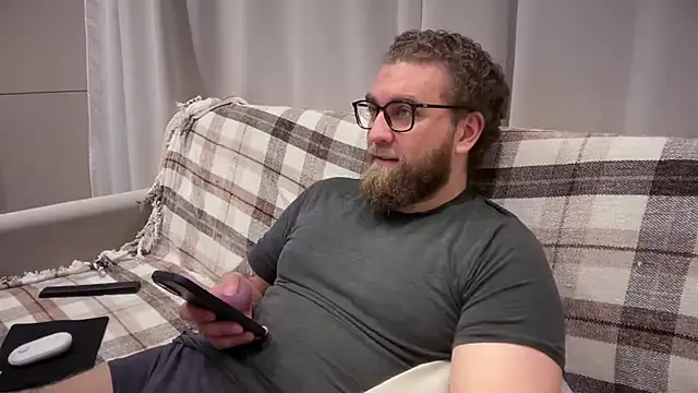 Bear bear  online show from 05.28.26