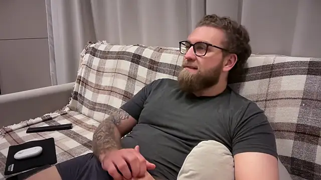 Bear bear  online show from 05.29.26