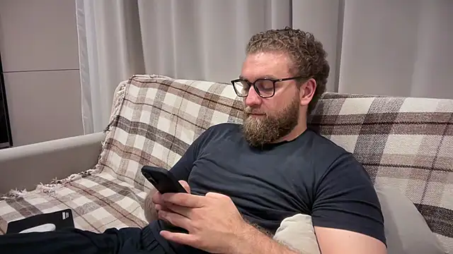 Bear bear  online show from 05.30.26