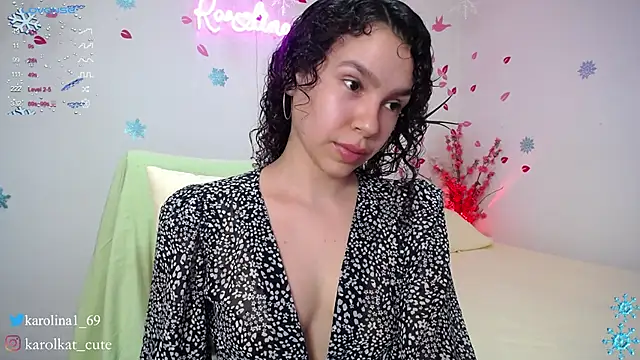 Snapshot of Karolina_1 chatting on 12.27.24 Karolina 1 online show from 12.27.24