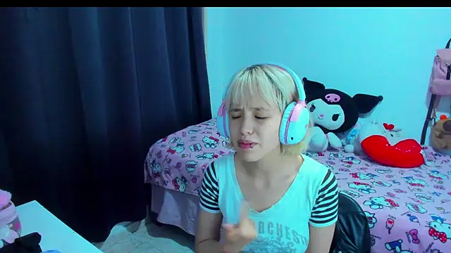 Akane-Mou online show from 02.13.26