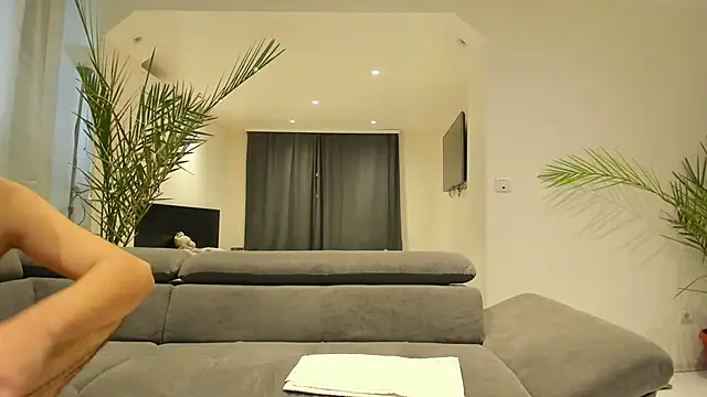 MissPanthera online show from 01.02.25