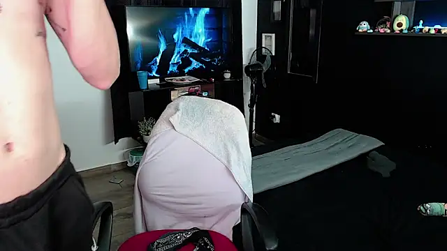 Snapshot of andybxby chatting on 03.15.25 andybxby online show from 03.15.25