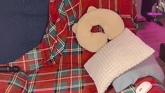 cutenessa online show from 01.26.25