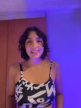 aurora xoxo online show from 01.17.25