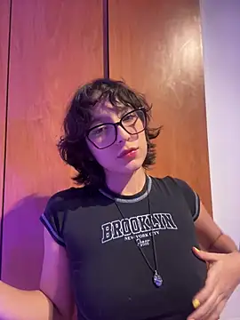 aurora xoxo online show from 03.18.25