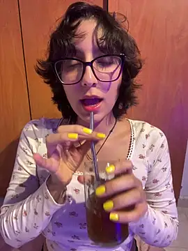 aurora xoxo online show from 03.19.25