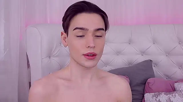 Snapshot of RobbyCharming chatting on 02.10.25 RobbyCharming online show from 02.10.25