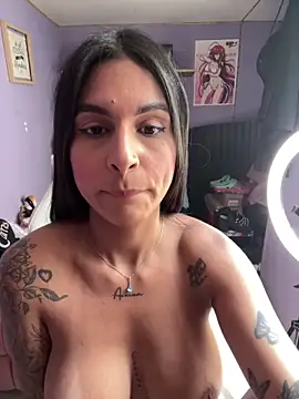 Snapshot of charlotte_stevenss_ chatting on 02.15.25 charlotte stevenss online show from 02.15.25