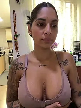 Snapshot of charlotte_stevenss_ chatting on 03.12.25 charlotte stevenss online show from 03.12.25