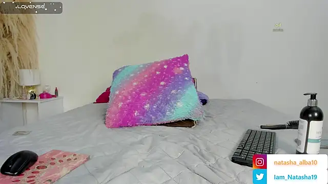 NatashaEgnath online show from 09.30.25