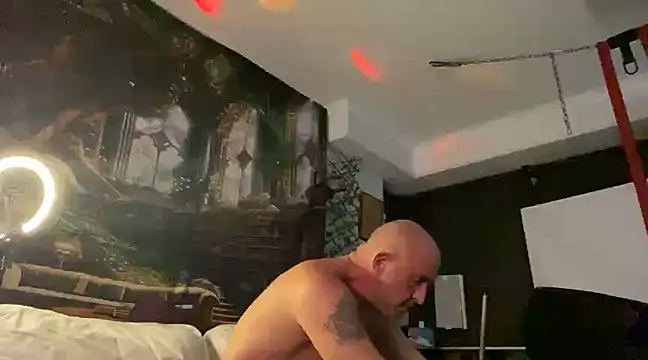 OSIRlS online show from 02.01.25