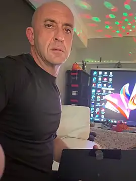 OSIRlS online show from 09.12.25