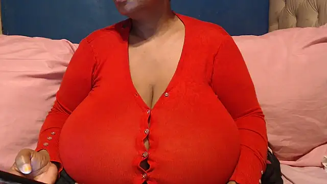 CUTEFIRMMELONSS online show from 10.19.25