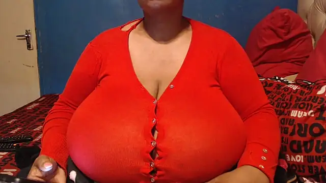 CUTEFIRMMELONSS online show from 11.06.25