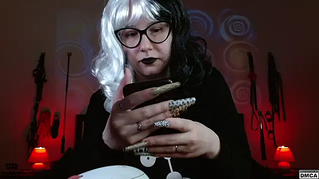 Amanita  Pantherina online show from 12.05.24