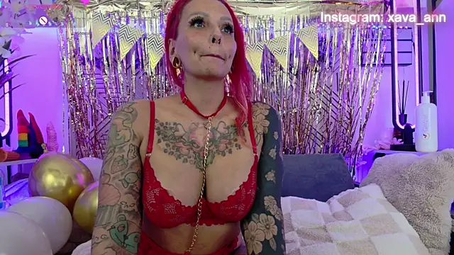 Snapshot of Ava_Ann chatting on 10.12.25 Ava Ann online show from 10.12.25