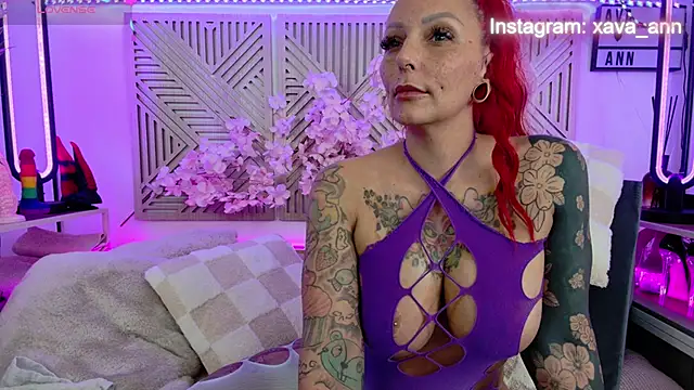 Snapshot of Ava_Ann chatting on 11.08.25 Ava Ann online show from 11.08.25