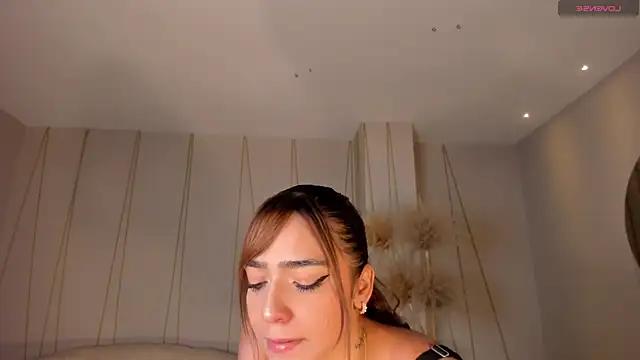 Snapshot of MariamRivera_ chatting on 01.30.25 MariamRivera online show from 01.30.25