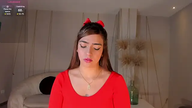 Snapshot of MariamRivera_ chatting on 01.31.25 MariamRivera online show from 01.31.25