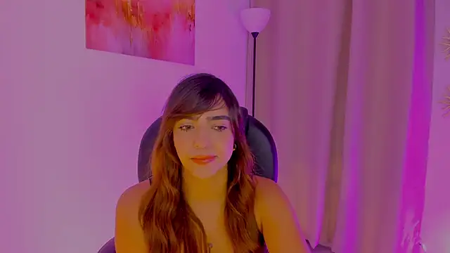 Snapshot of MariamRivera_ chatting on 02.12.26 MariamRivera online show from 02.12.26