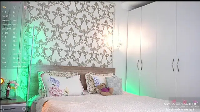 Snapshot of merca_8 chatting on 01.23.25 merca 8 online show from 01.23.25