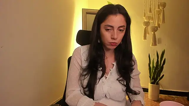 Snapshot of Mala_Bad chatting on 12.16.24 Mala Bad online show from 12.16.24