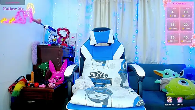 Snapshot of Aleexx___ chatting on 09.27.25 Aleexx online show from 09.27.25