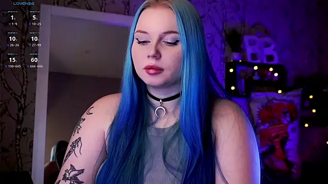 Moon Valkyrie online show from 02.05.25