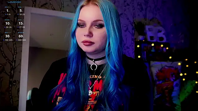 Moon Valkyrie online show from 02.07.25