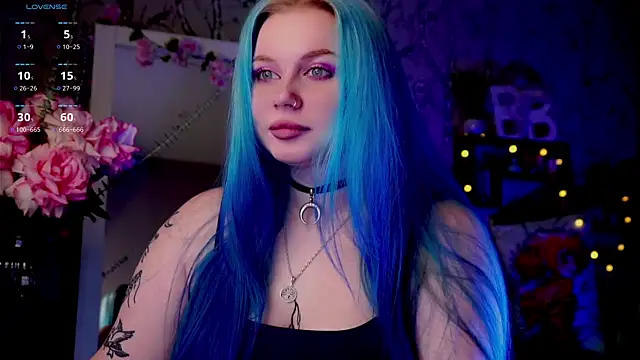 Moon Valkyrie online show from 02.10.25