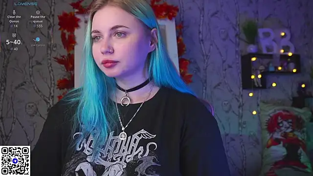 Moon Valkyrie online show from 09.09.25