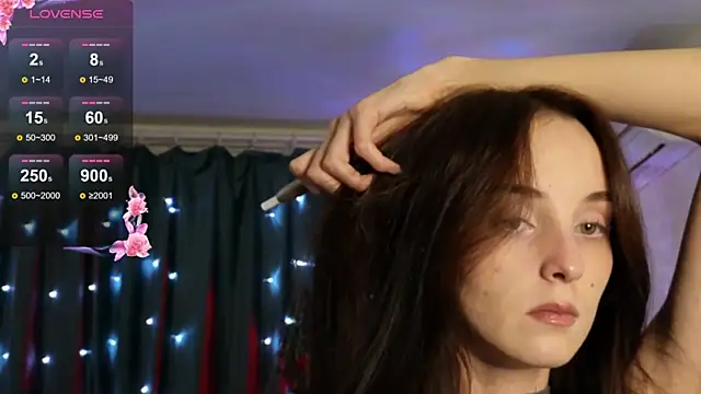 Snapshot of Silver_rains chatting on 12.26.24 Silver rains online show from 12.26.24