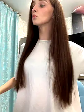 Snapshot of Silver_rains chatting on 09.11.25 Silver rains online show from 09.11.25