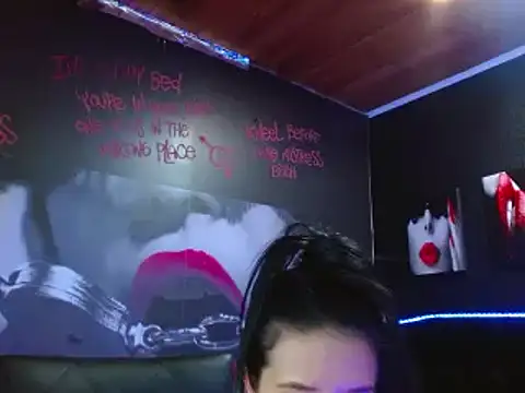 VALERY MEER online show from 12.12.24