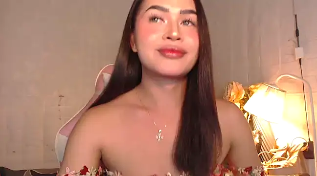 Ashely Lewis online show from 01.07.25