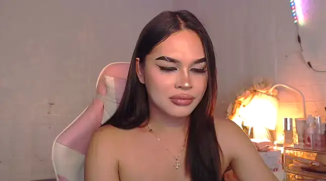 Ashely Lewis online show from 01.20.25