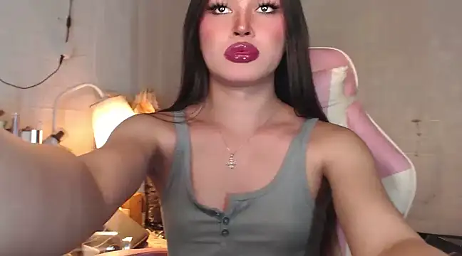 Ashely Lewis online show from 03.22.25