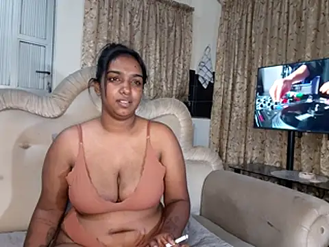 Xindias fantasyX online show from 06.24.26