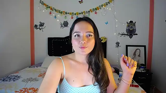 naughty girl 4u online show from 02.05.25