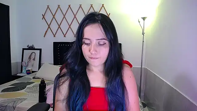 naughty girl 4u online show from 09.20.25